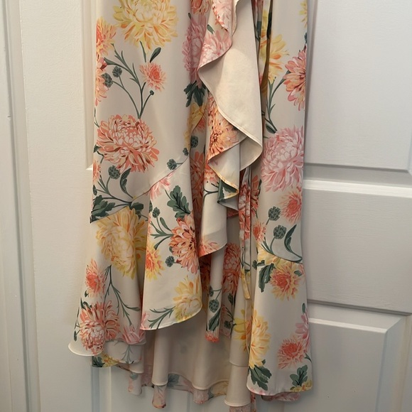 Yumi Kim Santorini Feminine Floral Wrap Dress - Picture 7 of 9
